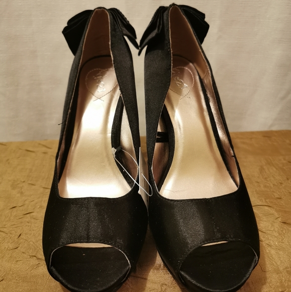 Black Formal Heels - Picture 1 of 4